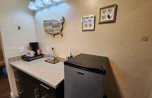Boulder City Apartment | Dam Adorable Studio in Downtown Boulder City - 10 min to Hoover Dam