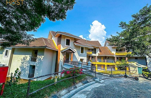 Lumut Resort | Damai Laut Escape by Perfect Host