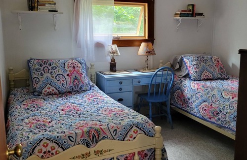 Jefferson Cabin | Damariscotta Lake Camp - Jefferson, Maine