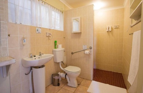 Worcester House | Damas