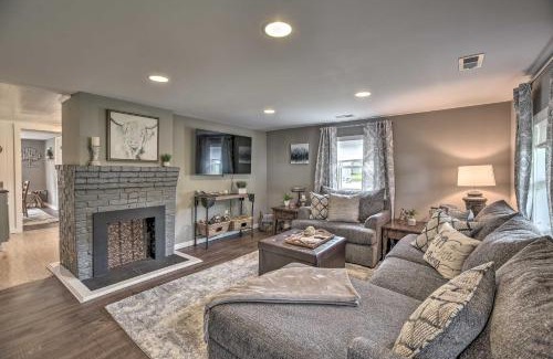 Damascus House | Damascus Cottage with Fire Pit - 1 Mi to Trails
