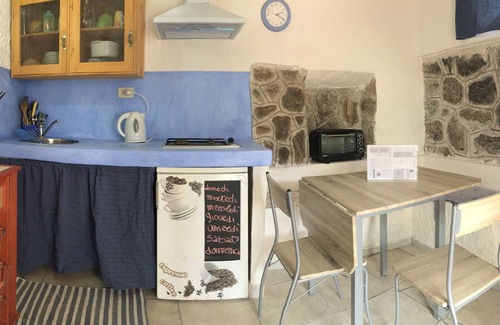 Pantelleria House | Dammuso style house with communal pool at competitive prices