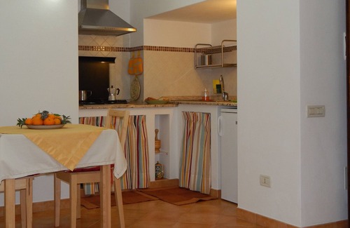 Pantelleria House | Dammuso well cared directly on the sea