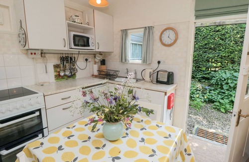 Lastingham Cottage | DAMSON CROFT, family friendly, with a garden in Lastingham