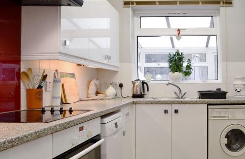 Bridgnorth House | Damson Lodge