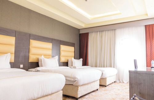 Medina Hotel | Dan Pelatenium