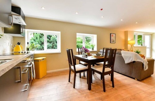 Pontneddfechan Apartment | Dan Y Coed