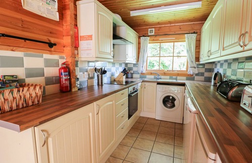 Presteigne Cottage | DAN Y COED, pet friendly, character holiday cottage in Presteigne