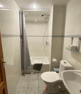 Roja House | Dana Guest House