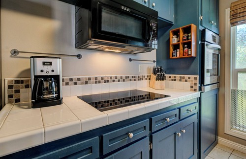 Dana Point Condo | Dana Point Headlands oceanfront with a pool overlooking the beach STR14-0128