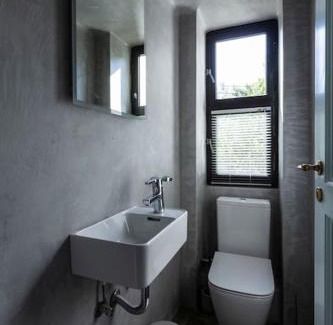 Vouliagmeni Apartment | Danae's Art