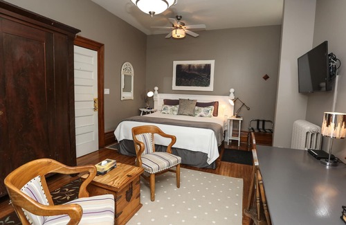 Markdale House | Danby House