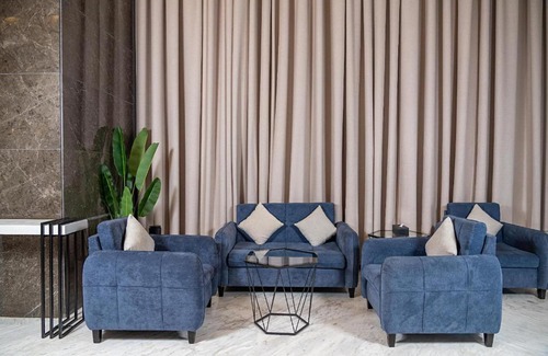 Jeddah Apartment | Dancenter Jeddah Near King Fahd's Fountain