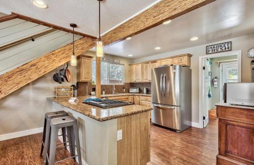 Tahoe Paradise House | Dancing Bear Cabin - Pet Friendly Sleeps 4 Totally cute