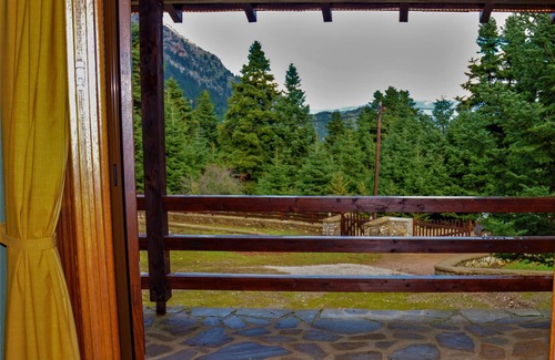 Eptalofos Villa | Dandy Villas Elatodasos - Chalet Artemis - Fir Forest - Jeep & Nature Lovers