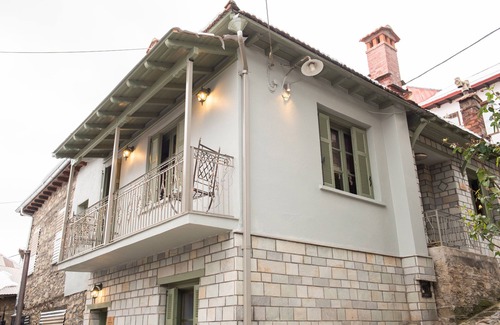 Metsovo Ski Chalet | Dandy Villas Metsovo-Metska-Down Town-Up to 7n