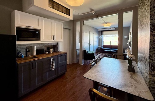 Riverdale Apartment | Danforth Hotel Suite #3 - Two Bedroom Suite at Broadview & Danforth