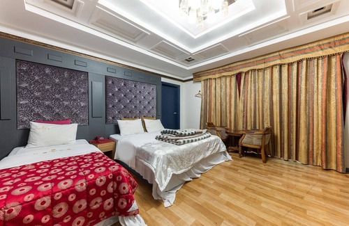 Dangjin Hotel | Dangjin W
