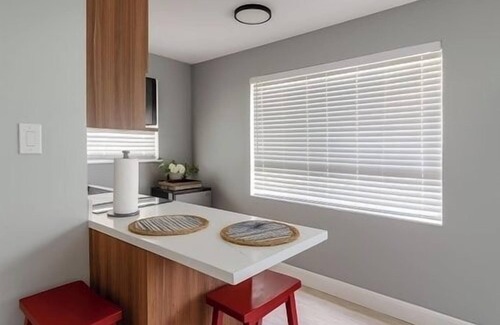 North Beach Apartment | Dania Beach Getaway | 2 Studios for 6 Guests