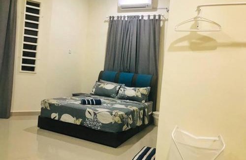 Kampung Baru House | Danial Homestay Ajil
