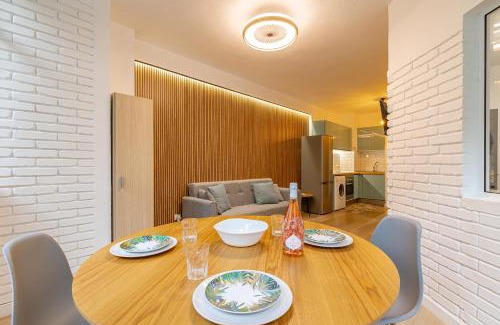 Las Palmas de Gran Canaria Apartment | Daniela's, Las Canteras living!