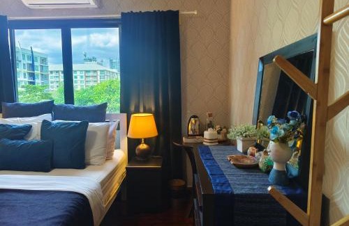 Sanam Pao House | Danita's Home