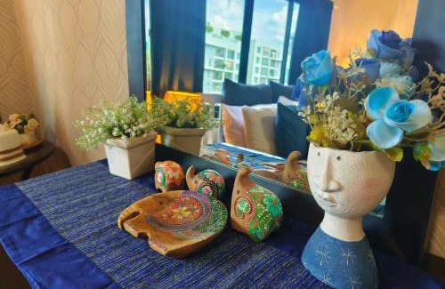 Sanam Pao House | Danita's Home