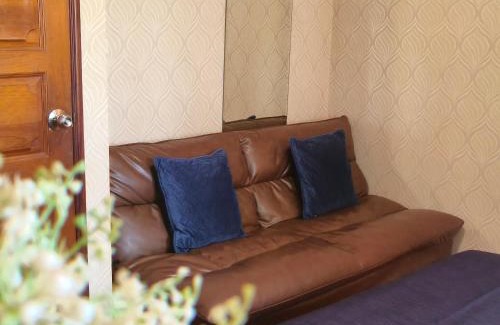 Sanam Pao House | Danita's Home