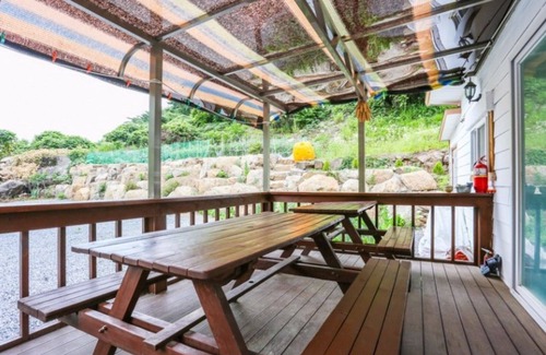 Danyang House | Danyang Blue Pension