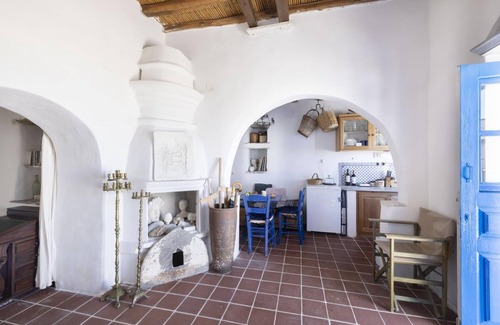 Panormos House | Daphnis:the artist's house