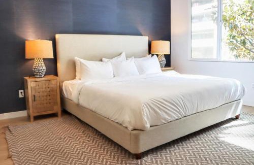 East Village Apartment | Dapper Retreat In Vibrant San Diego