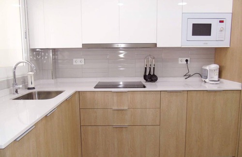 Torre del Mar Apartment | Darú Vistamar Luxur apartment, sea views, pool and beachfront