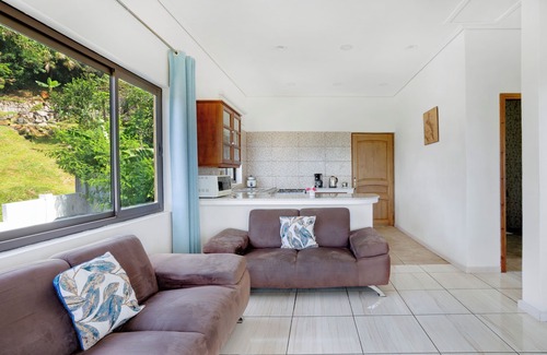 Mahe Island Apartment | Dar and Douce