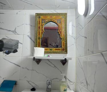 Qasbah En Nouar House | Dar Enouiina
