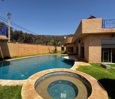 Aguergour House | Dar Nfis Reg Marrakech Fabuleux Bord du Lac piscines Activités Loisirs Détente