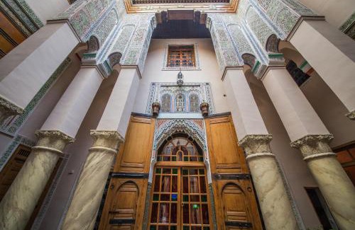 El Mokhifa House | Dar victoria