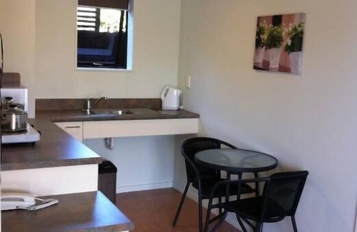 Darfield Hotel | Darfield Motel