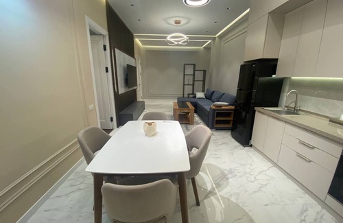 Tashkent House | Darhan Avenue Luxury 65 sq.m apartment with a river in a quiet place in Tashkent