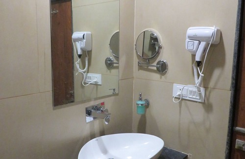 Morbi Hotel | Dariyalal Hotel