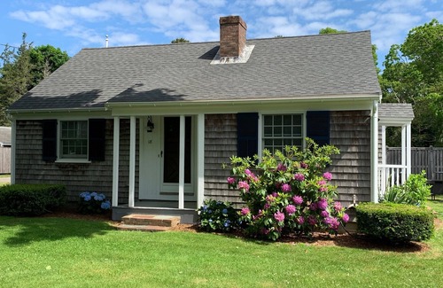 Harwich Port House | Darling Cape Cottage - Steps from Downtown Harwich Port