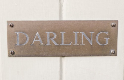 Acaster Malbis Cottage | DARLING COTTAGE 2-BED, with a garden in Acaster Malbis