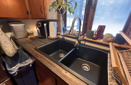 Castile Cottage | Darling cottage near entrance to Letchworth State Park overlooking Silver Lake!