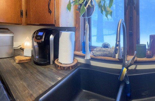 Castile Cottage | Darling cottage near entrance to Letchworth State Park overlooking Silver Lake!