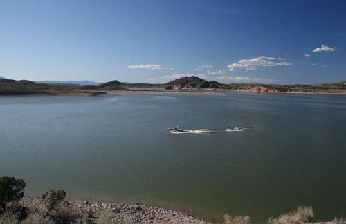 Juab County House | Darling remodeled trailer on private sandy beach