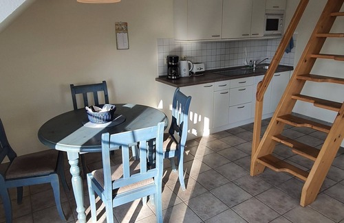 Zingst Apartment | Darßer Weg 38 Whg. 24 - Cozy vacation apartment in an apartment house in