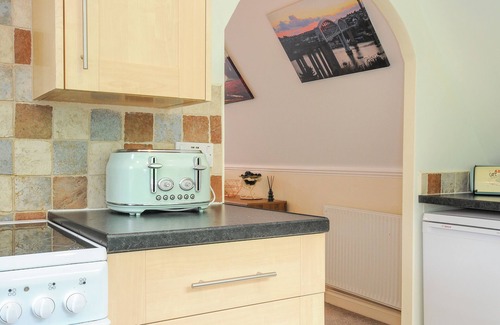 St. Ann's Chapel Cottage | Dart Lodge