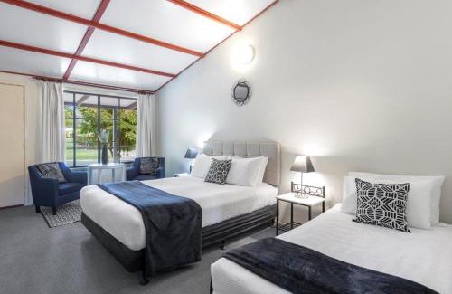 Dartmouth Hotel | Dartmouth Motor Inn