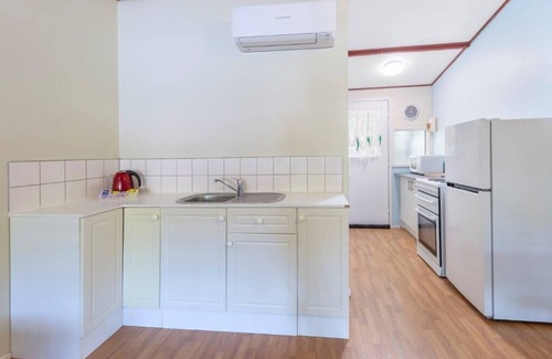 Dartmouth Hotel | Dartmouth Motor Inn
