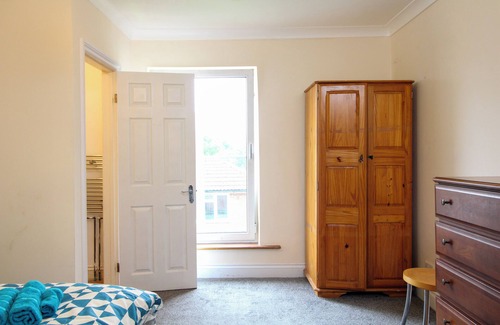 Shirley House | Darwin road guest house room 5