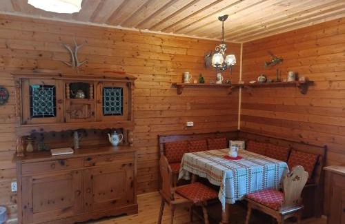 Muenichreith-Laimbach House | Das 1000 Kraut Haus (Berghüttte)